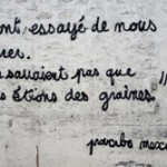 We pray for Paris - Enfance Majuscule